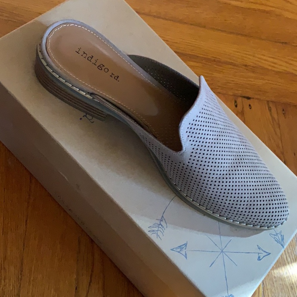 Indigo rd. Taupe mules